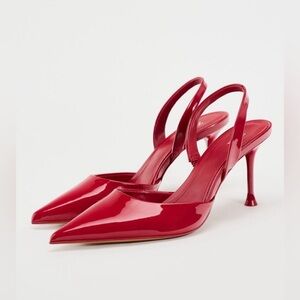 NWOT. Zara Red Shiny High-Heel Shoes. Size 6,5.